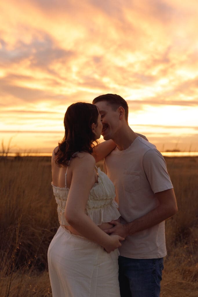 Maternity photos taken in Oroville California by Kayla Crismon Photography