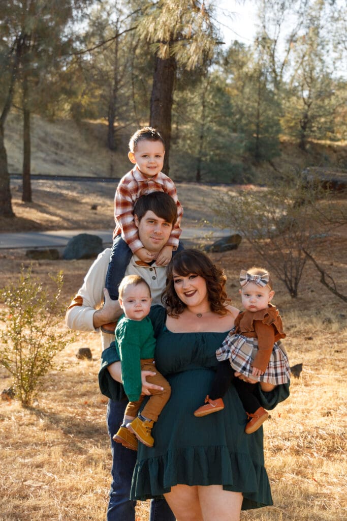 Family photos taken by Kayla Crismon Photography in Oroville California