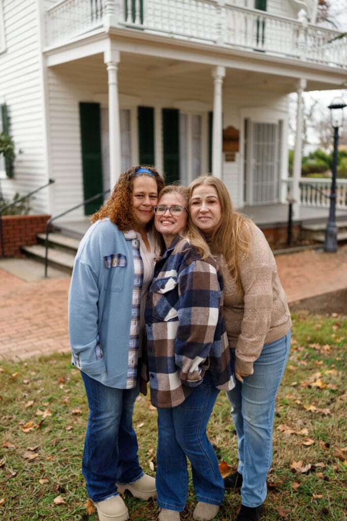 Rainy day Family photos 2025 Kayla Crismon Photography at the Lott Home Oroville Ca